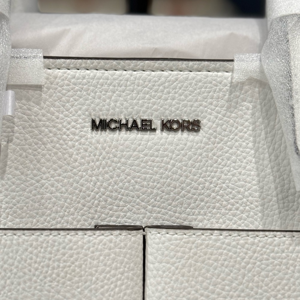 NWT✨Michael Kors Double Pocket Medium Tote Bag - Picture 7 of 11